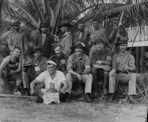 Troops posing after fall of German Papua, 1914